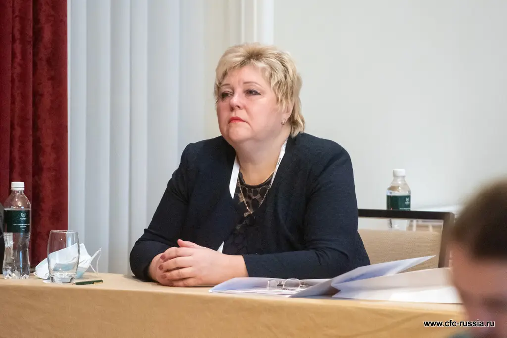 Елена Соловцова<br />
Заместитель генерального директора по управлению персоналом<br />
Авиационная корпорация «РУБИН» 74 solovceva.jpg
